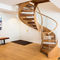 Escalera espiral curvada del ahorro de espacio de madera de la escalera de la estructura de acero