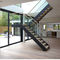 Forma interior de madera sólida U de la escalera del vuelo recto del acero de carbono para el apartamento/el chalet