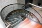 Escalera de acero curvada moderna residencial que pule la escalera espiral contemporánea